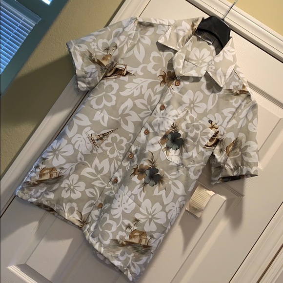 Stitch's Other - Men’s Stitch Hawaiian Shirt size Medium